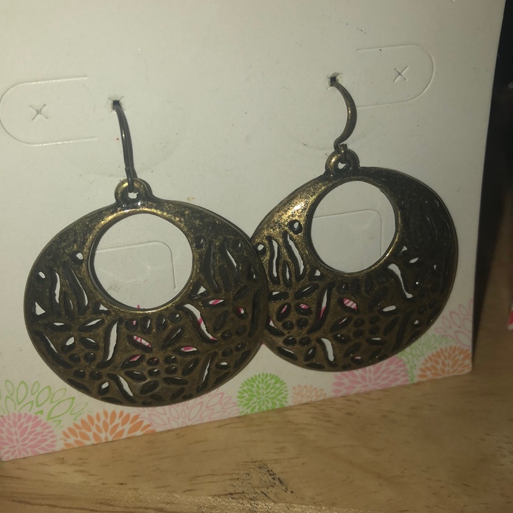 Premier design earrings